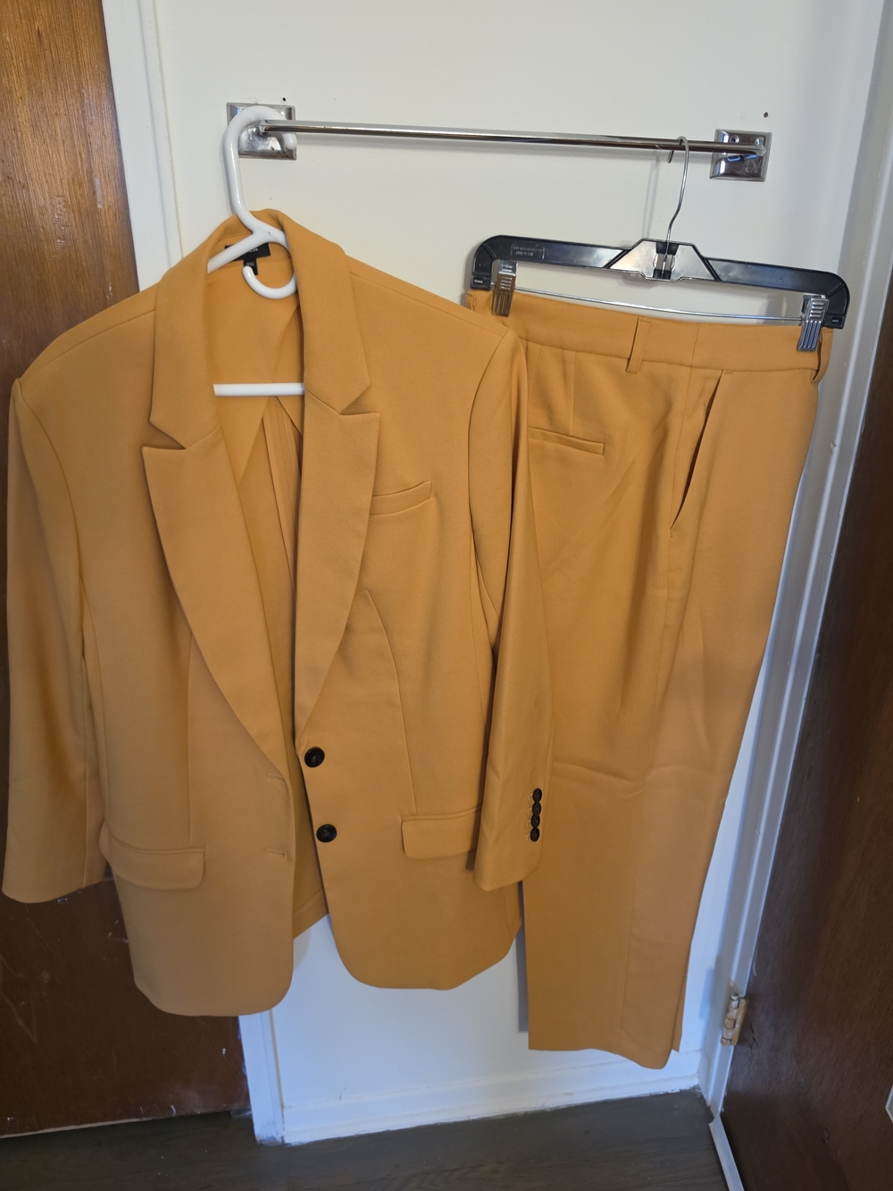 Women Mustard Yellow Two-Piece Suit Jacket & Trousers